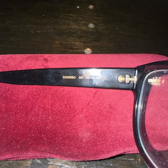 Gucci Eye Wear!!! Soldout everywhere - Picture 3 of 13